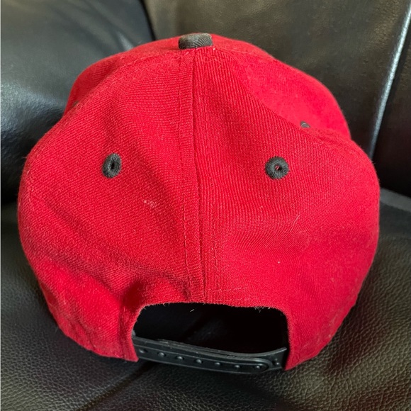 Chicago Blackhawks New Era SnapBack One Size Hat - Picture 3 of 4